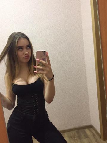 Алина Вечерний образ фото 4